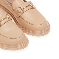 Oxfords nude δερματίνη με διακοσμητική αγκράφα